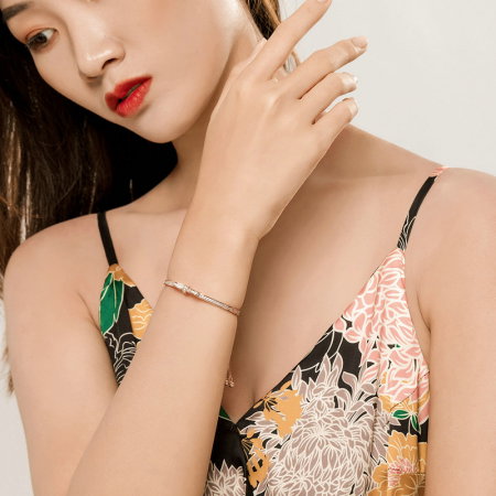 Bratara din argint placata cu aur, cu fundita si cristale [3]