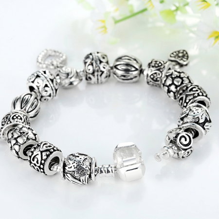 Bratara fantezie BeSpecial, BSTF0004, placata cu argint, cu talismane cu inimioare si flori [1]