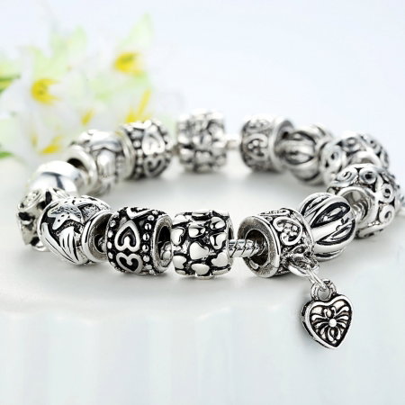 Bratara fantezie BeSpecial, BSTF0004, placata cu argint, cu talismane cu inimioare si flori [3]
