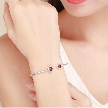 Bratara fixa din argint cu inimioare [2]