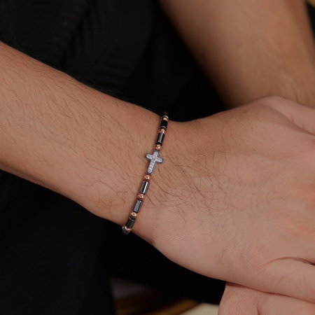 Bratara inox cu hematit, margele aurii si cruciulita [1]