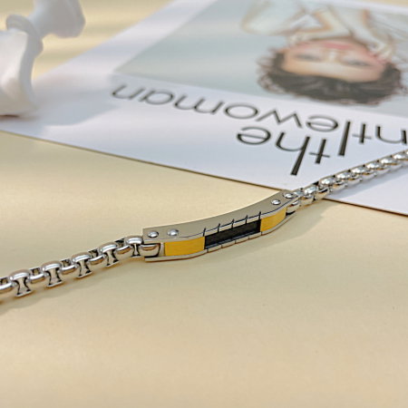 Bratara Unisex din inox cu placata aurie si fibra de carbon – Eleganta moderna [6]