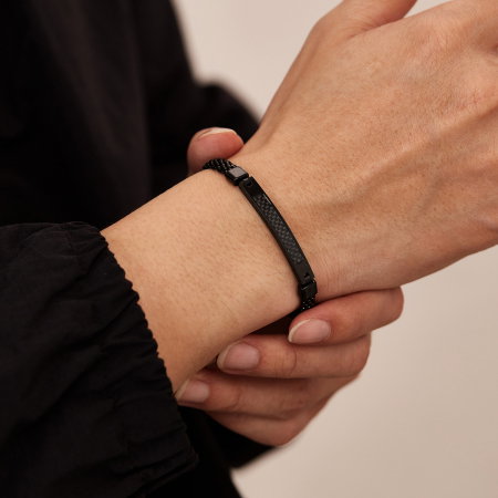 Bratara inox Plasa Neagra cu Placuta Carbon – Eleganta si Forta Urbana [1]