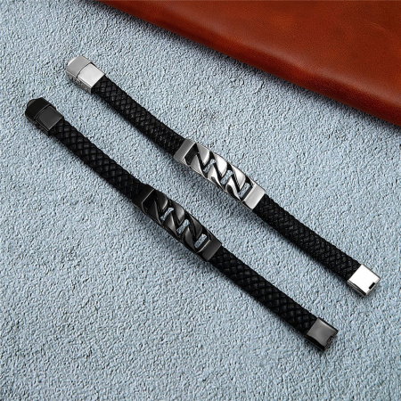 Bratara neagra din piele naturala cu element si inchizatoare din inox negru [2]