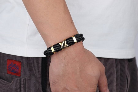 Bratara neagra din piele naturala si inox Factorul X [1]