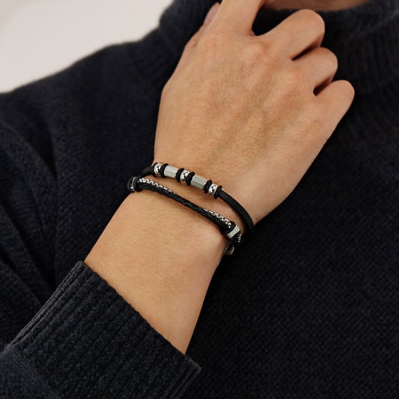 Bratara piele neagra cu lant inox si elemente metalice – Stil modern masculin [1]