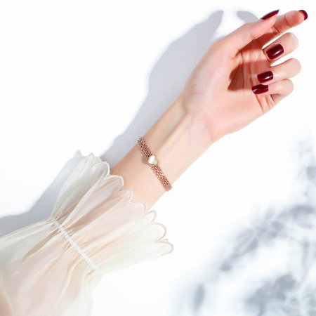 Bratara plasa inox aurie cu inimioara – Rafinament si feminitate moderna [3]