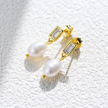 Cercei argint 925 placati cu aur 14K cu perle naturale si zirconiu [2]