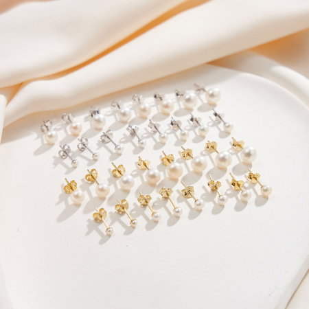 Cercei argint 925 placati cu rodiu cu perle naturale tip buton [5]