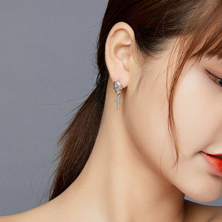 Cercei argint asimetrici cu cranii si cruci [5]