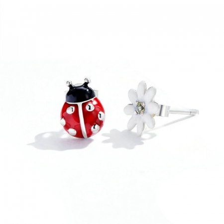 Cercei argint asimetrici floare si gargarita