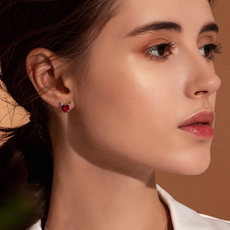 Cercei argint asimetrici Dragoste Periculoasa cu zirconiu [2]