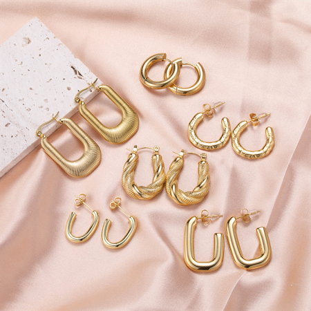 Cercei eleganti din inox auriu in forma de U [9]