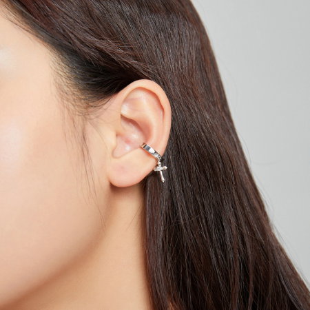 Cercel argint ear cuff cu cruciulita, pe ureche [6]