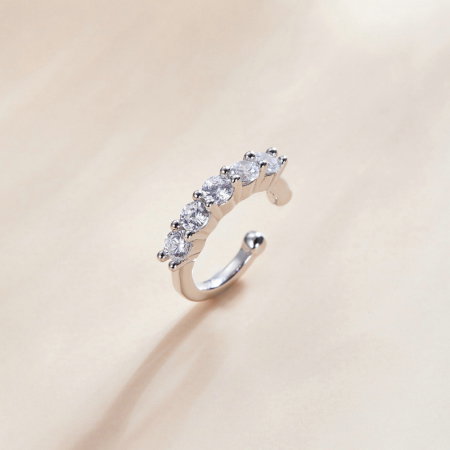 Cercel argint ear cuff rotund, pe ureche [4]