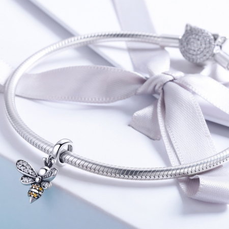 Charm argint 925 cu albinuta si zirconii - Be Nature PST0143 [2]