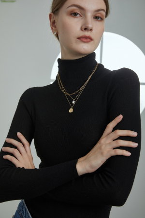 Colier argint triplu placat cu aur, cu perla naturala si pandantiv masiv [6]