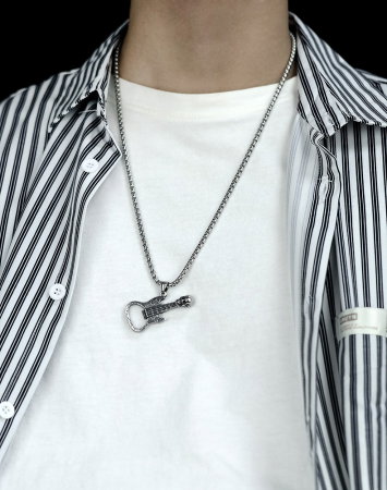 Colier inox cu Chitara si Desfacator Bere [2]