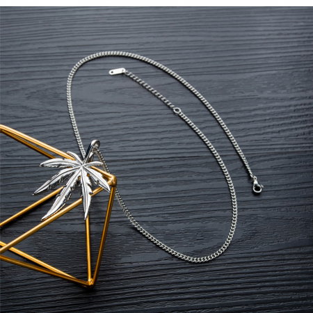 Colier inox frunza de canabis 63 cm [2]