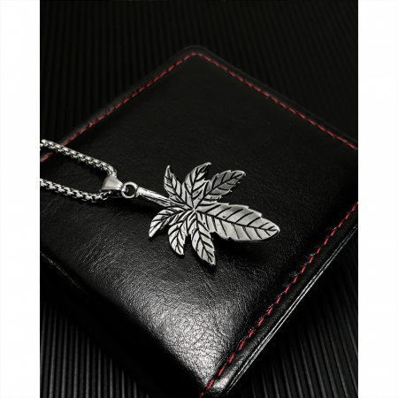 Colier inox frunza de canabis 70 cm [14]