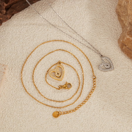 Colier inox inimioara stilizata cu zirconii [12]