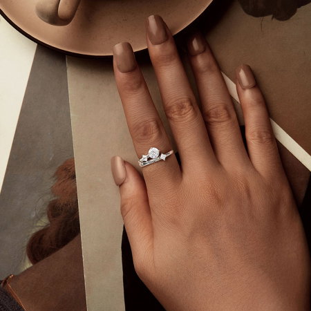 Inel argint cu trei zirconii [3]