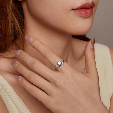 Inel argint cu trei zirconii [1]