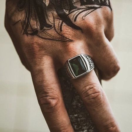 Inel inox cu zirconiu negru si frunze [10]