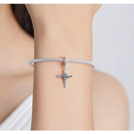 Pandantiv argint cu cruce si un trandafir [2]