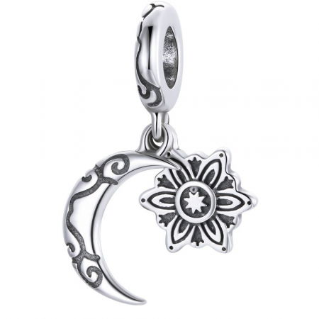 Pandantiv argint cu lotus si luna