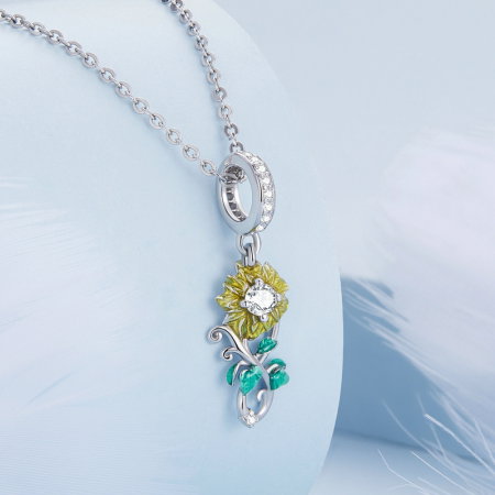 Pandantiv argint floare [1]