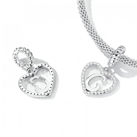 Pandantiv argint inima si litera C [2]