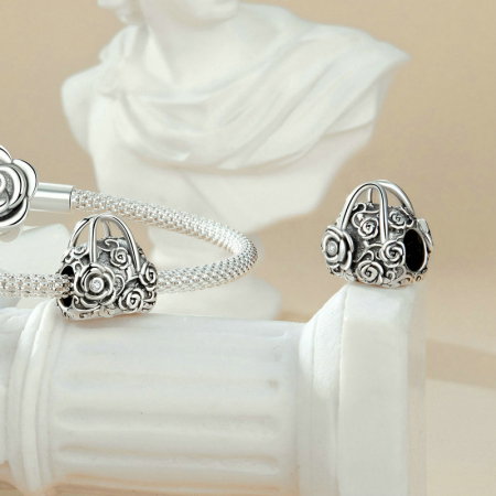 Pandantiv argint gentuta cu trandafiri [5]