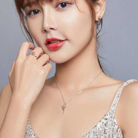 Set argint cu trandafir gratios [1]