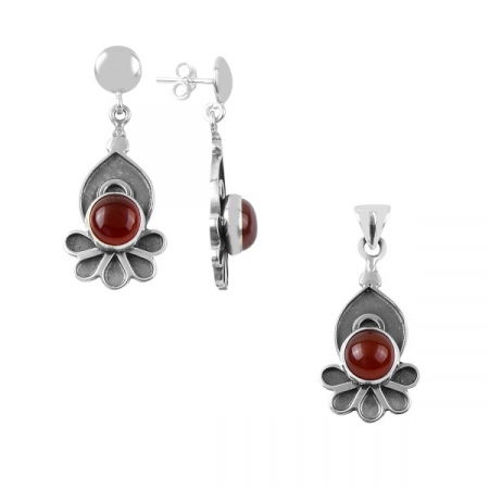 Set realizat manual din argint si agat rosu (pandantiv si cercei)
