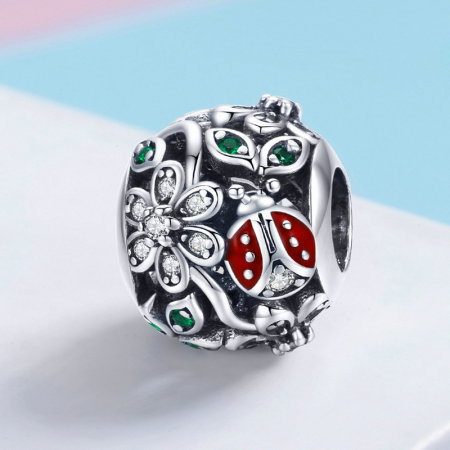 Talisman argint cu Gargarita cu Floricele si zirconii [1]