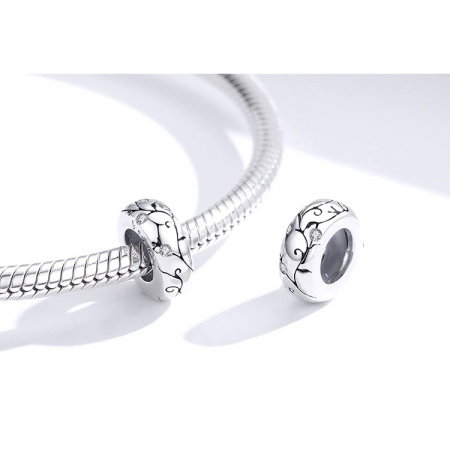 Talisman argint cu model floral si zirconii [2]