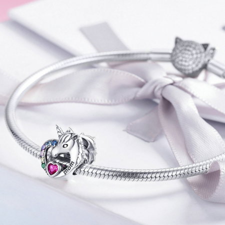 Talisman argint cu unicorn si zirconii multicolore si mesaj Mom [2]