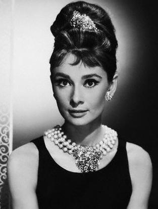 Cum sa fii o Hepburn intr-o lume Hilton! [3]