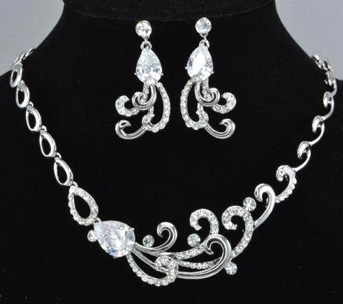 Set Borealy Cercei si Colier Bella [4]