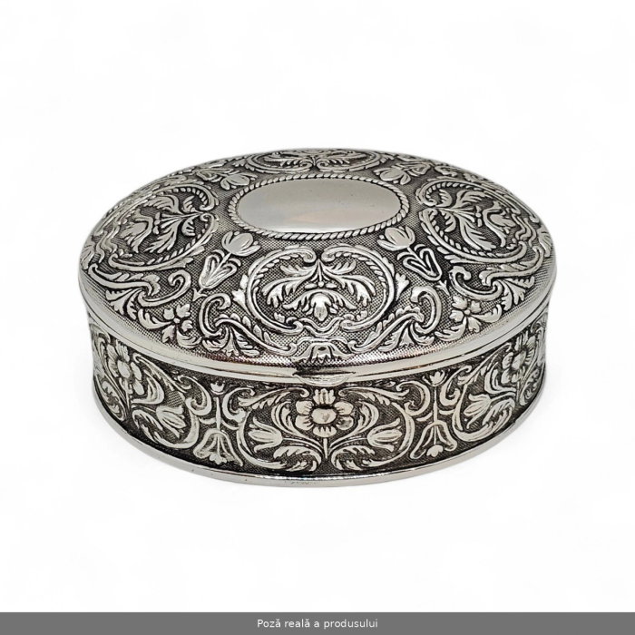 Casetă argintată ovală cu medalion pe capac, 12 cm [1]