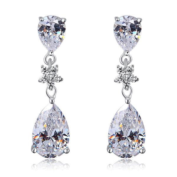 Cercei Diamonds Flower Drop [3]