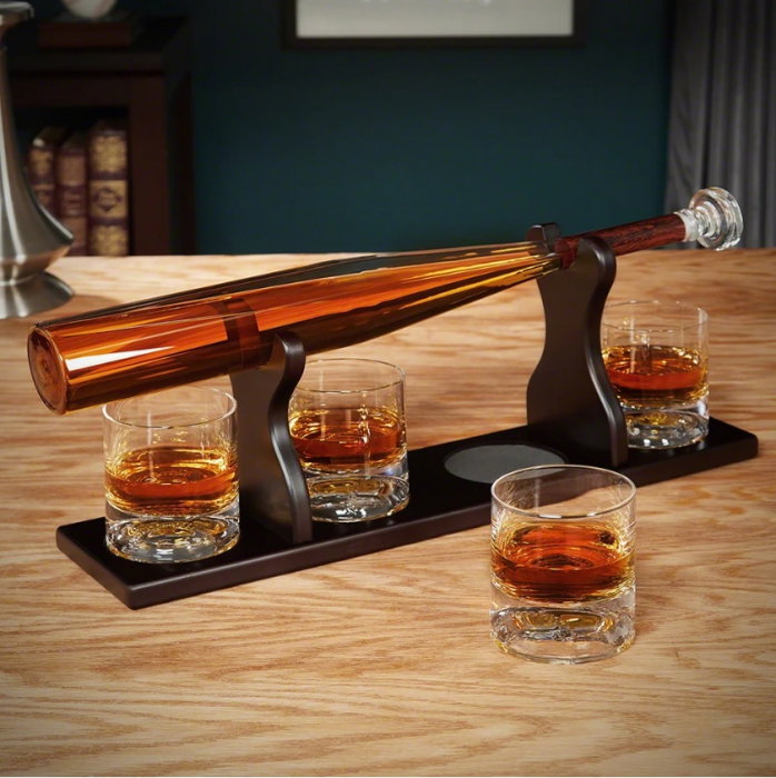 Decantor Bata de Baseball + 4 Pahare & Suport Lemn [1]