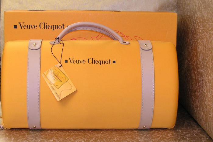 Veuve Clicquot City Traveller [3]