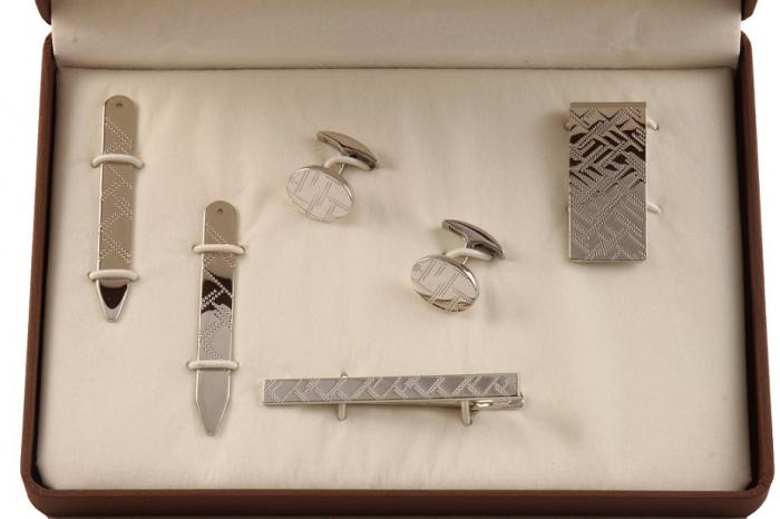 Cadou Purple & Silver Accessories by Jos Von Arx [3]