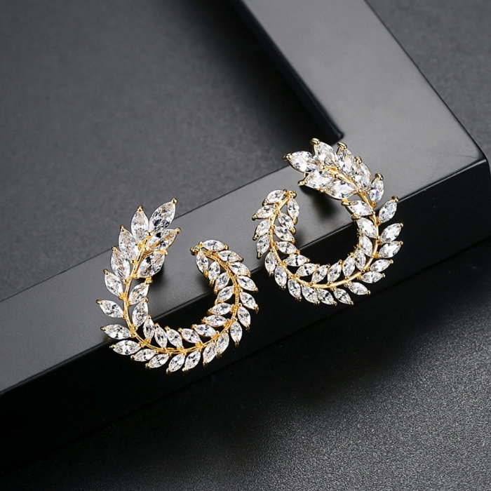 Olive Branch Leaf Marquise Cut Diamonds Gold Cercei by Borealy [2]