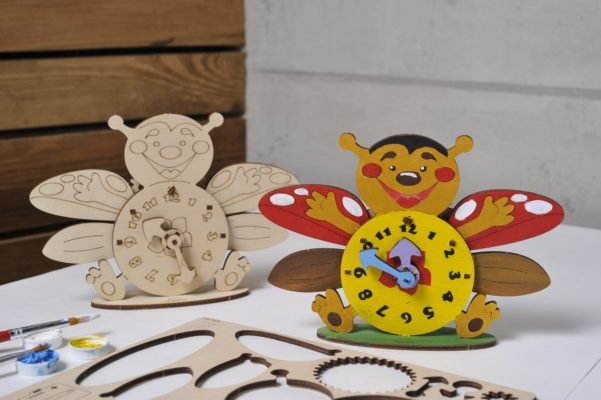 Puzzle din lemn Ceas [3]