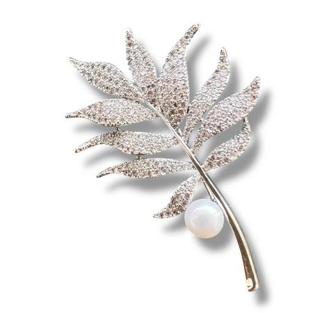 Set Cadou 8 Martie – Broșă Elegantă cu Perlă & Eșarfă Florală [1]