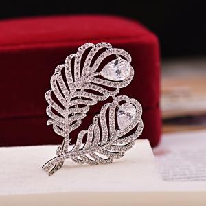 Brosa Vintage Peacock Feather by Borealy [3]