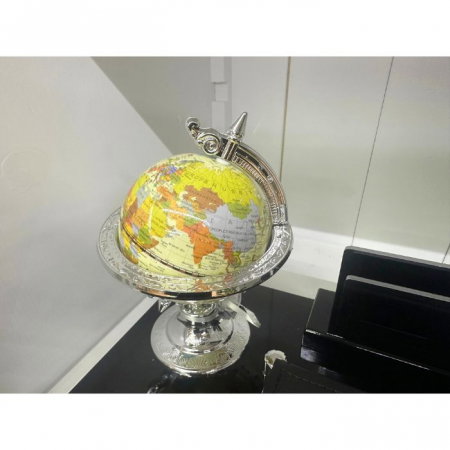 Business Desk Business Globe Trotter [1]